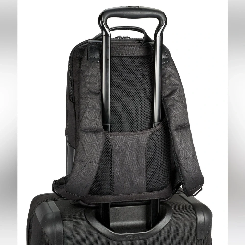 Like new Tumi Tahoe Elwood nylon backpack with leather accent
